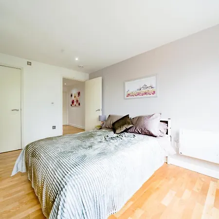 London Euston Luxury Apt Exterior photo