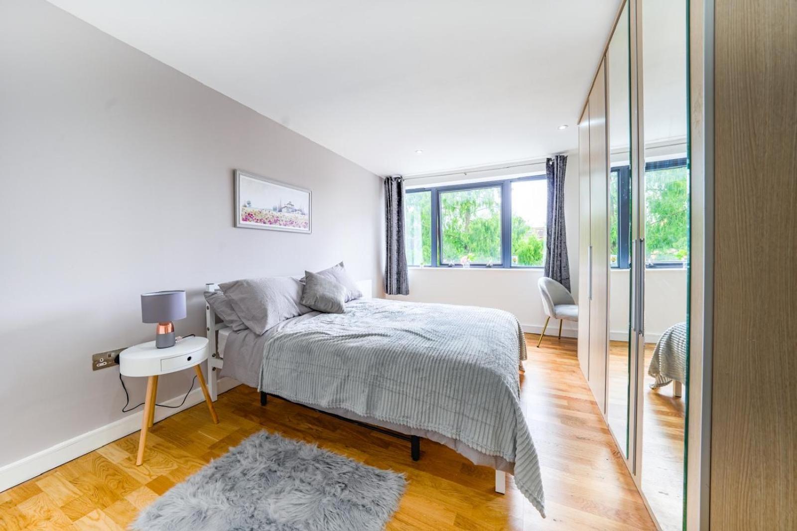 Апартаменты Euston Luxury